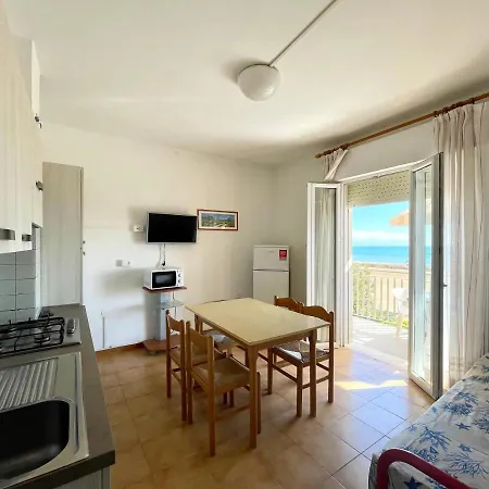 Fronte Mare-carraro Immobiliare - Family Apartment