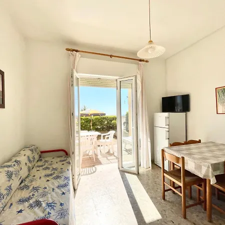Apartment Fronte Mare-carraro Immobiliare - Family