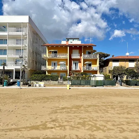 Fronte Mare-carraro Immobiliare - Family Lido di Jesolo