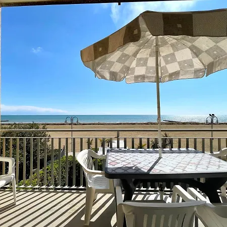 Apartment Fronte Mare-carraro Immobiliare - Family